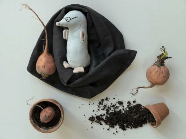 FABELAB Marvin The Mole Rattle Toy 3 FABELAB Marvin The Mole Rattle Toy