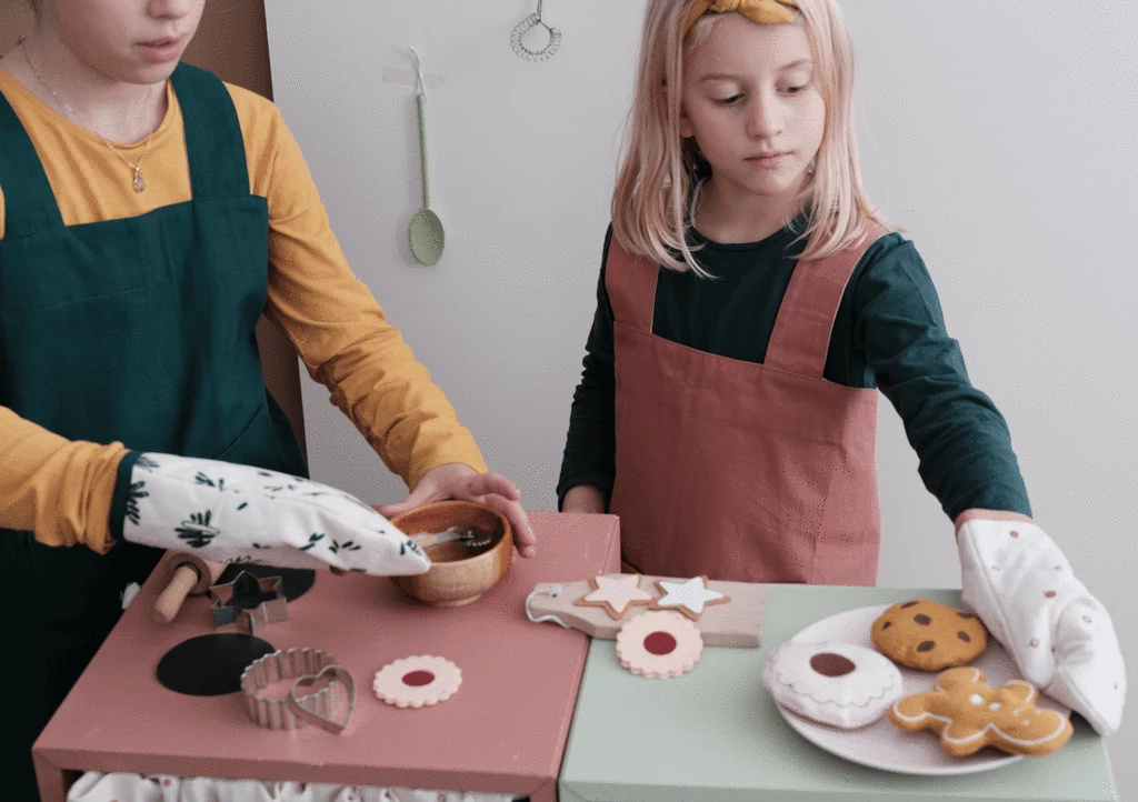 FABELAB Children's Pinafore Apron in Ever Green 5 FABELAB Children's Pinafore Apron in Ever Green