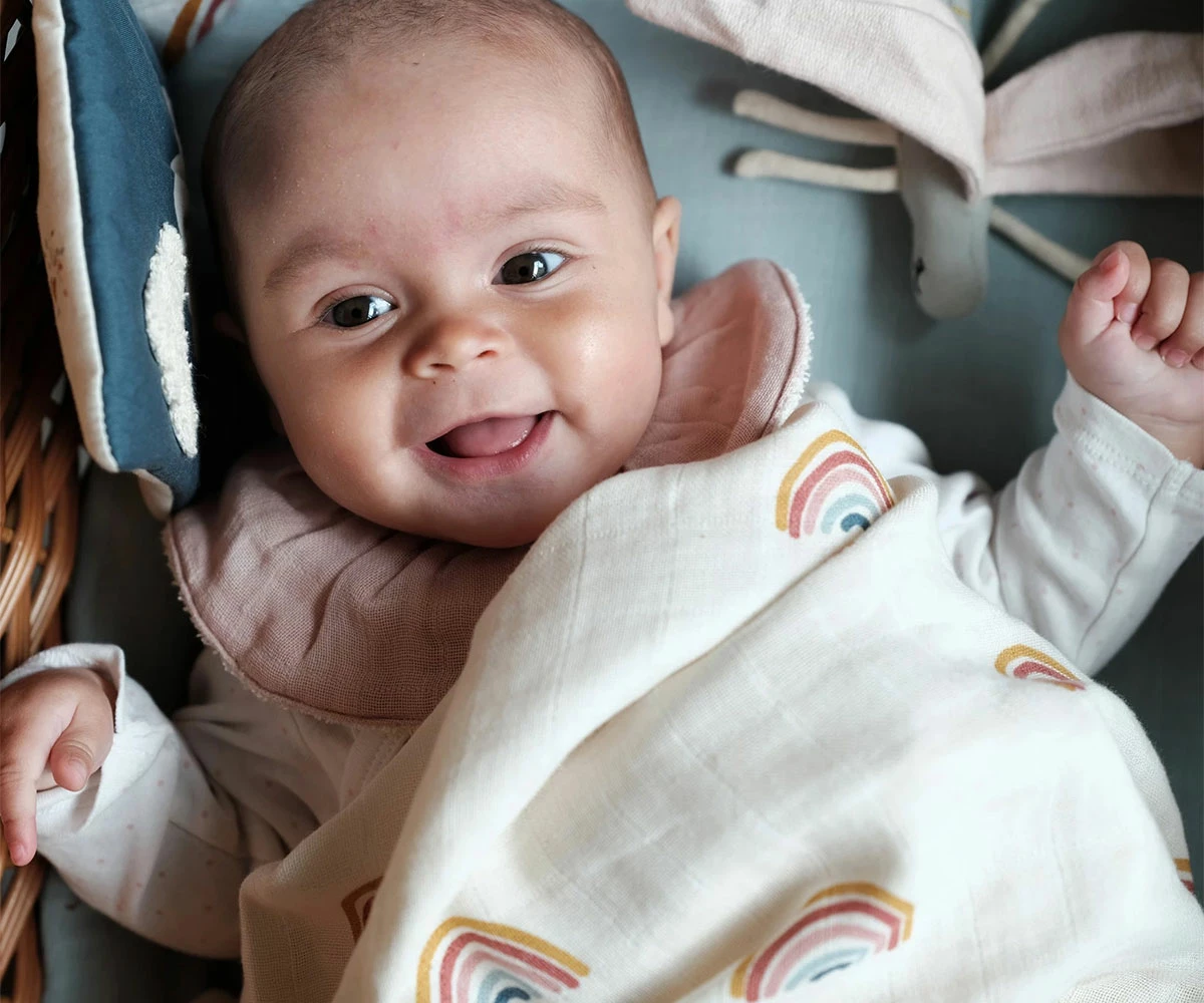 FABELAB Organic Cotton Wild Strawberries Muslin Swaddle Blanket 4 FABELAB Organic Cotton Wild Strawberries Muslin Swaddle Blanket