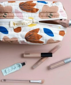 FABELAB Flowers Quilted Case Bag